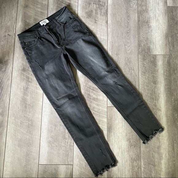 evidnt black jean raw hem - Picture 5 of 8